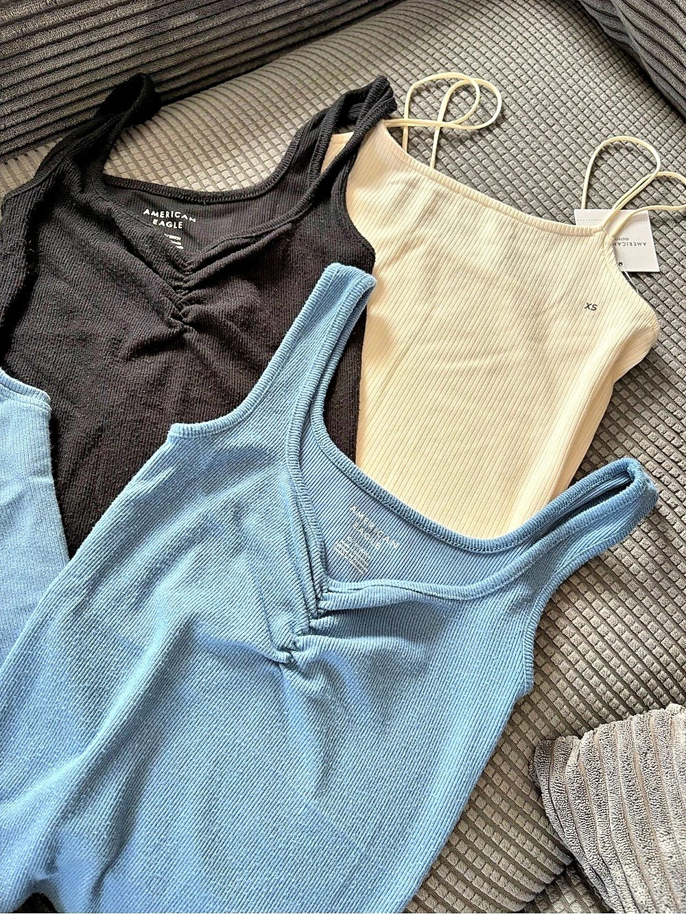 American Eagle tank top haul